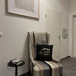 Staytnt-moderne 100qm Wohlfuehlwohnung In Ruhiger Lage 아파트 Geislingen