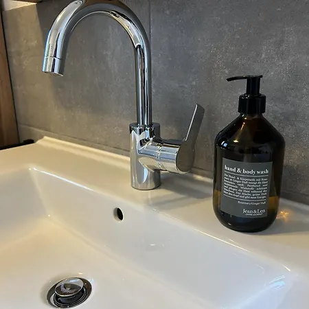 Staytnt-wohlfuehlwohnung In Binsdorf Апартаменты *