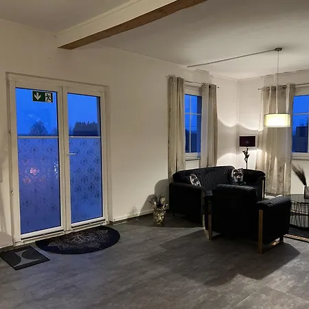 Staytnt-moderne 100qm Wohlfuehlwohnung In Ruhiger Lage 아파트 *
